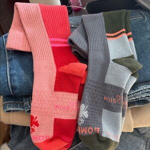 Unisex Bomba Colorful Socks - Pink and Gray